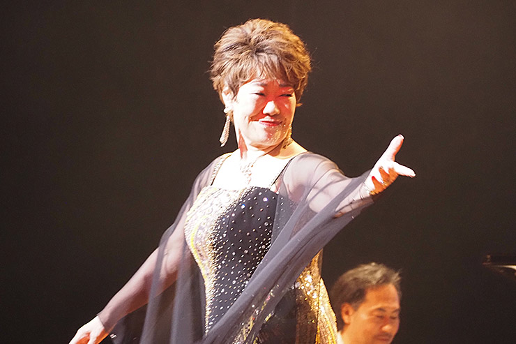 秋元順子
