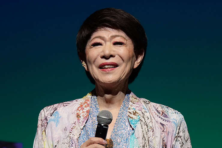 美川憲一