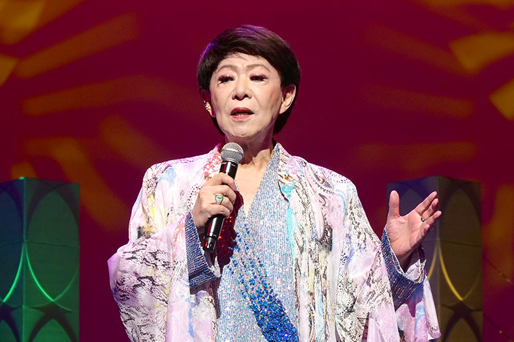 美川憲一
