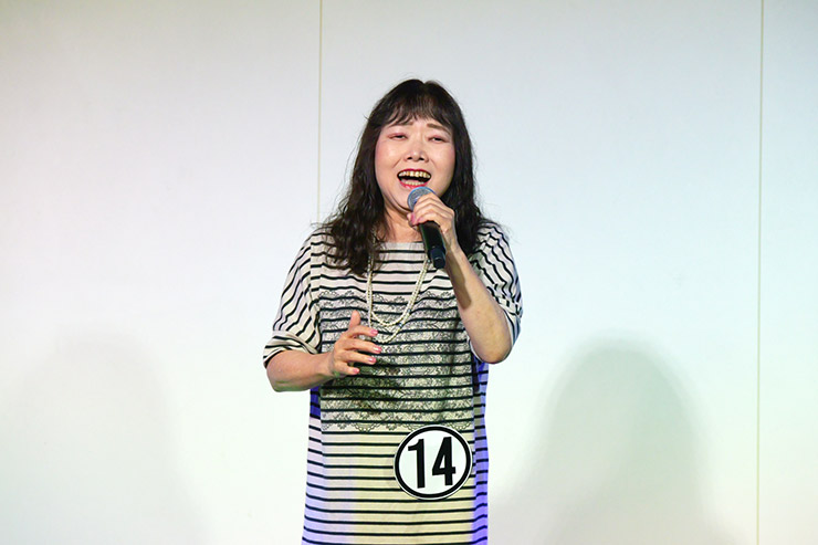 望月絹子さん