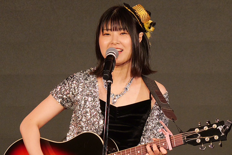 小松みゆ