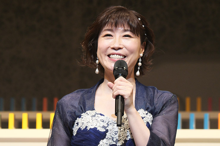 水森かおり