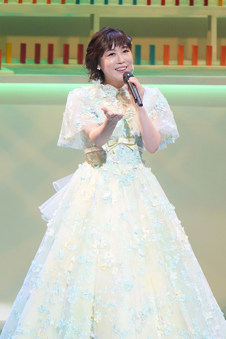 水森かおり