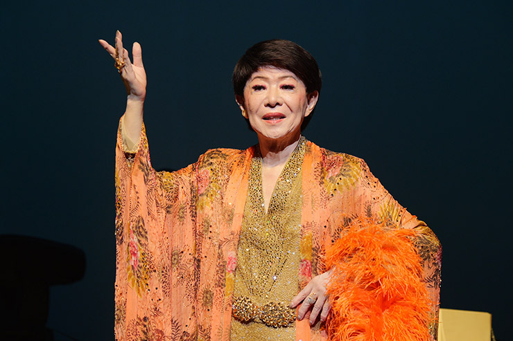美川憲一