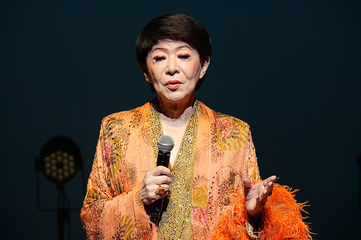 美川憲一