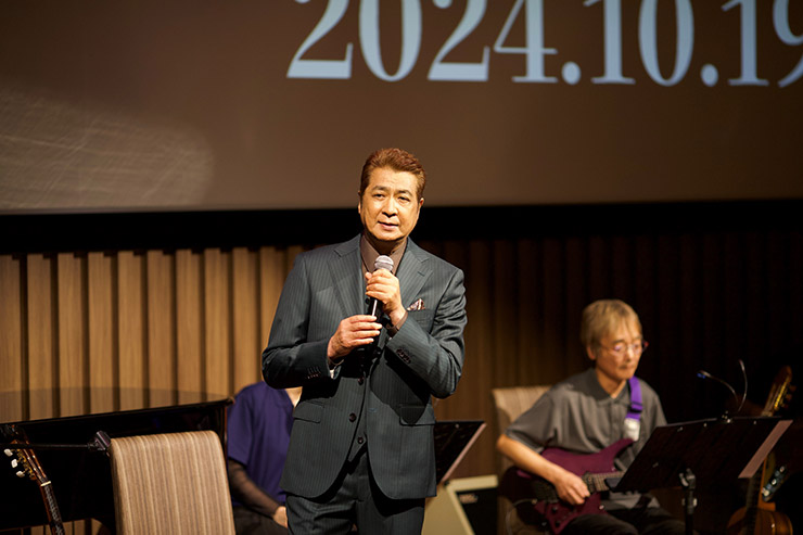 山川豊