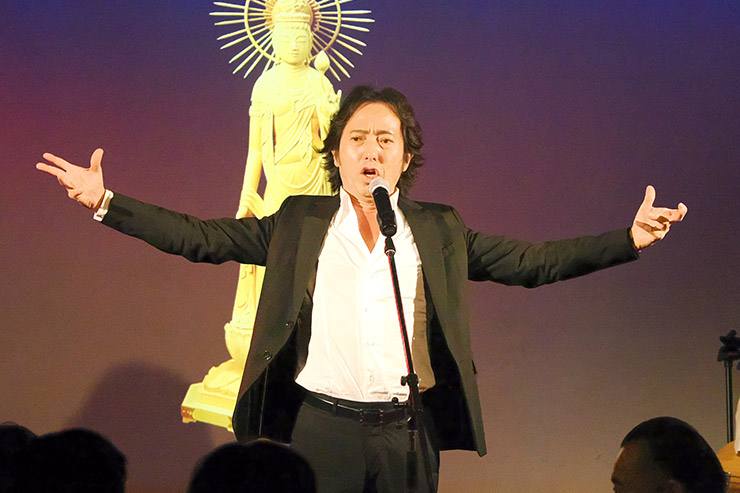 秋川雅史