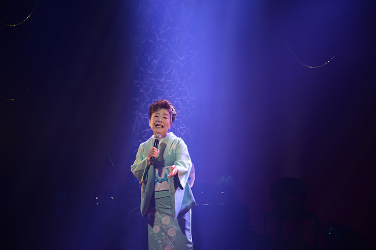 中村美律子 協力:民音