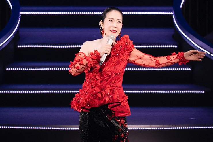 坂本冬美　撮影：田中聖太郎