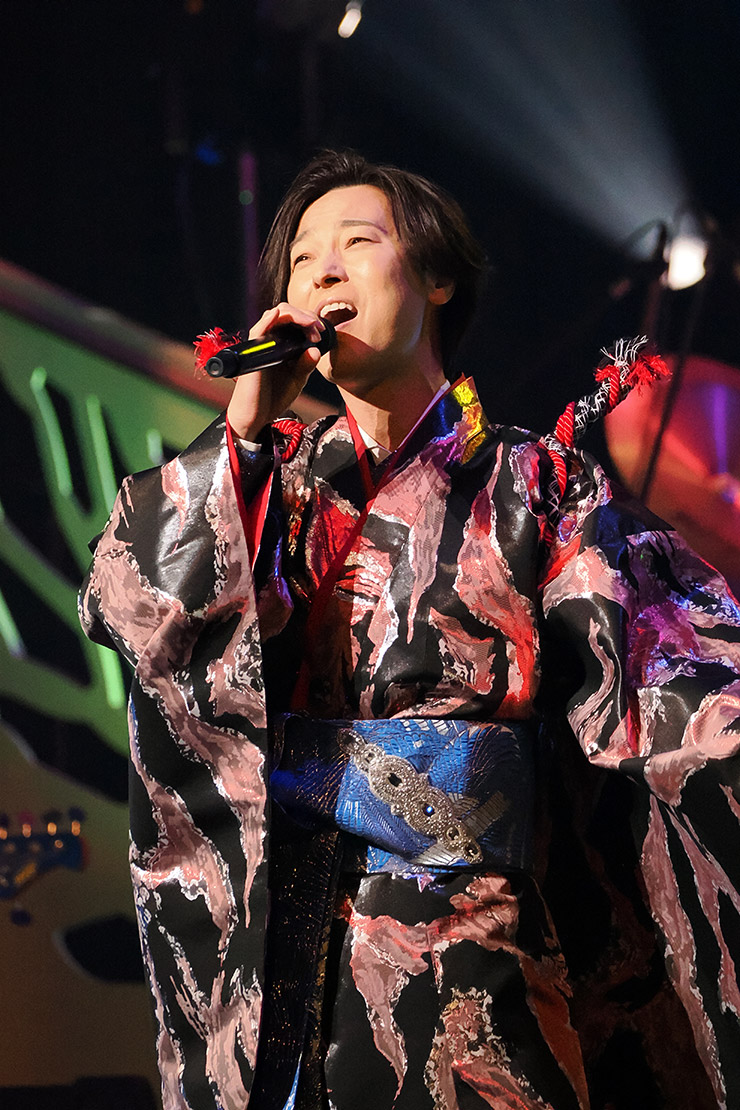山内惠介