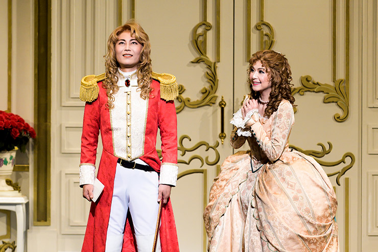 氷川きよしが東京 明治座で座長公演を開催 芝居で1人6役を熱演 コンサートで全14曲を熱唱 アーティストとして更なる進化を披露