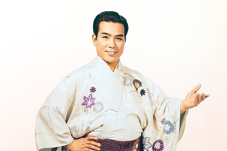 三波春夫生誕100周年を記念した秘蔵映像満載の豪華4枚組DVD-BOX『決定 