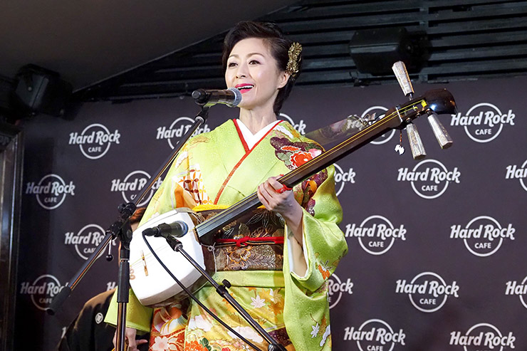 長山洋子