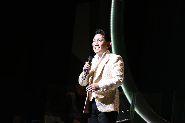 福田こうへい