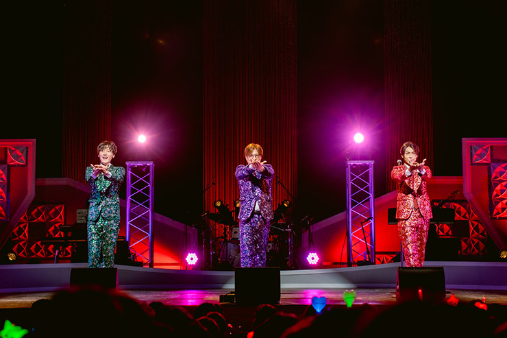 純烈 写真：NEWFATGLORYFILMS