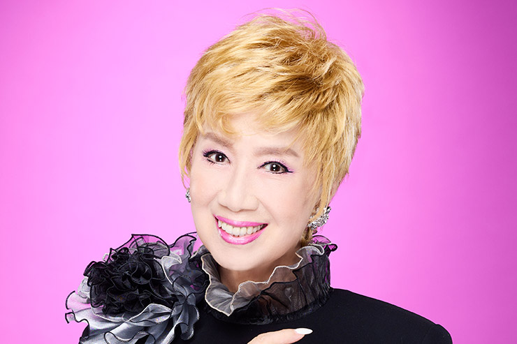 瀬川瑛子