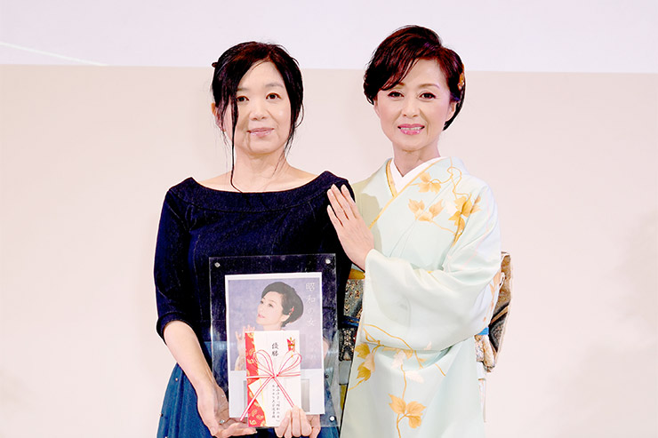 長山洋子