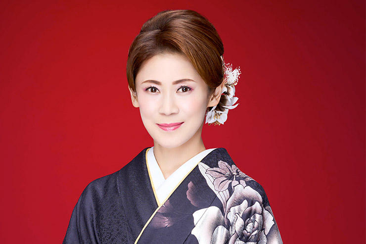 美貴じゅん子