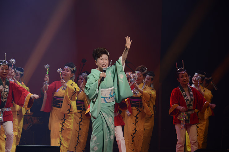 中村美律子