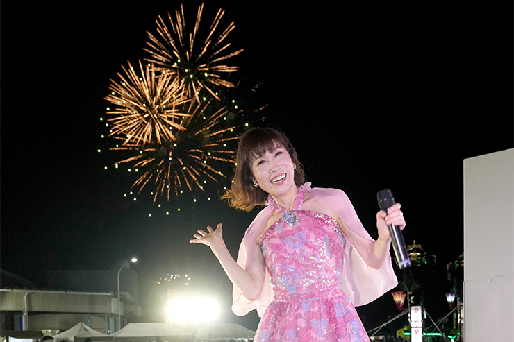 水森かおり